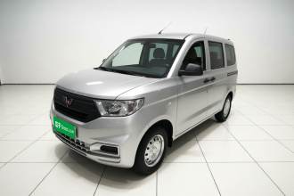 五菱汽车 五菱宏光V 2022款 1.5L劲取版电动助力LAR