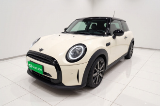 MINI 2022款 改款 1.5T COOPER 艺术家