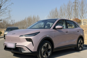 奔腾 悦意03 2025款 565km 臻享版