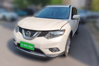 日产 奇骏 2015款 2.0L CVT舒适MAX版 2WD