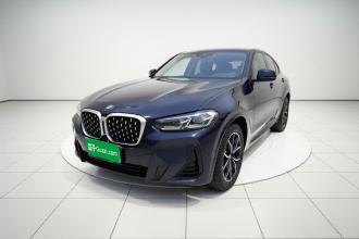 宝马X4 2022款 xDrive 25i M运动套装