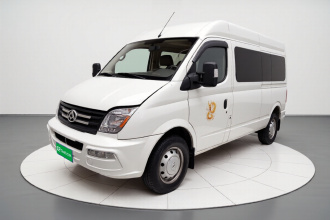 上汽大通MAXUS 新途V80 2023款 2.0T AMT经典傲运通动力版长轴中顶6/7/8/9座