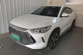 比亚迪 宋PLUS新能源 2021款 DM-i 51KM 尊荣型