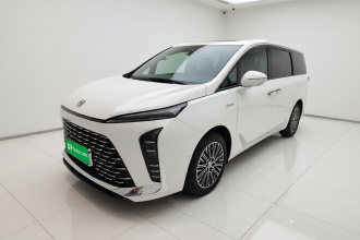 别克GL8新能源 2024款  陆尊 奢享版 7座