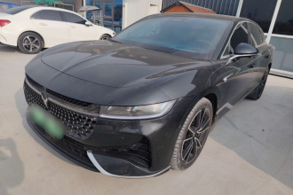 岚图汽车 岚图追光 2024款 PHEV 四驱超长续航旗舰版