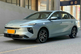 荣威D6 2025款 450km 尊享版