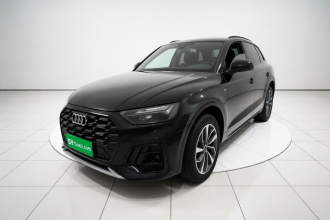 奥迪Q5L 2024款 40 TFSI 豪华动感型