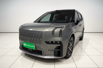 极氪009 2024款 七座过道版四驱 108kWh