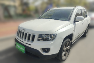 Jeep 指南者(进口) 2014款 改款 2.4L 四驱舒适版