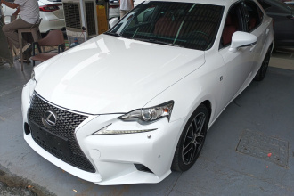 雷克萨斯IS 2015款 200t F SPORT
