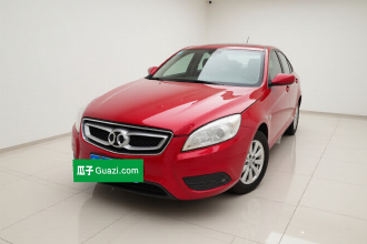 北京汽车 绅宝D50 2015款 1.5L CVT标准超值导航版