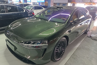 鸿蒙智行 享界S9T 2025款 增程 Max (192线激光雷达）