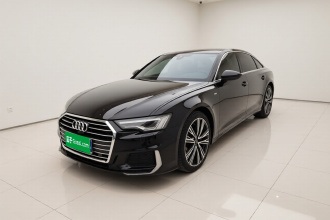 奥迪A6L 2022款 45 TFSI 臻选动感型
