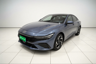 现代 伊兰特 2023款 1.5L CVT LUX尊贵版
