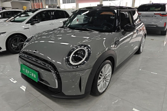 MINI 2022款 改款 1.5T COOPER 经典派