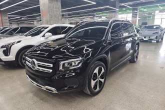 奔驰GLB 2023款 GLB 220 时尚型