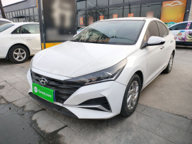 现代 悦纳 2020款 1.4L 手动GLS炫酷版