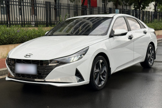 现代 伊兰特 2021款 240TGDi DCT LUX尊贵版