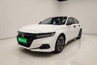 本田 雅阁 2022款 锐·混动 2.0L 锐领版