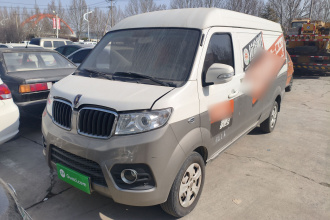 金杯 新海狮X30L 2023款 1.5L财富版厢式车2/5座无空调版 SWC15M