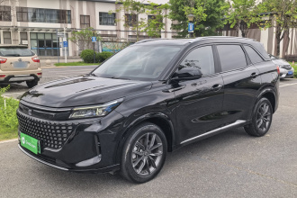 蓝电E5 2023款 1.5L DE-i 100KM畅享型 7座