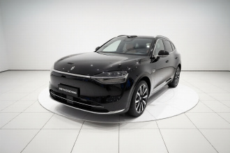 鸿蒙智行 问界M9 2024款 增程 Ultra版 42kWh 6座版