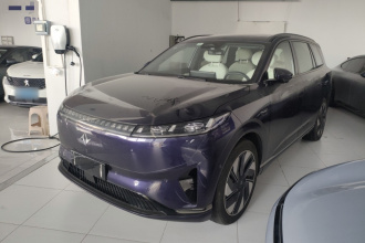 东风奕派 eπ008 2024款 636Max纯电版 6座