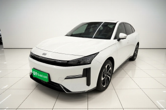 吉利银河 银河L6 2024款 125km PLUS 龙腾版