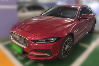 捷豹XEL 2020款 2.0T 200PS S进取优雅版
