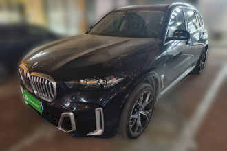 宝马X5 2023款 xDrive 30Li 尊享型M运动套装