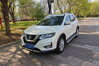 日产 奇骏 2019款 2.0L CVT舒适版 2WD