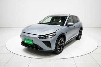 哪吒汽车 哪吒L 2024款 增程 310 闪充PRO版