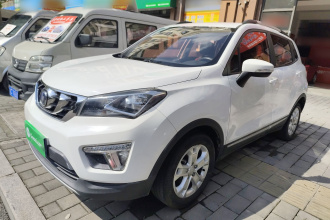 长安CS15 2016款 1.5L 自动时尚版