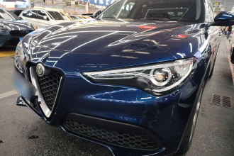 阿尔法·罗密欧 Stelvio斯坦维 2017款 2.0T 200HP 精英版