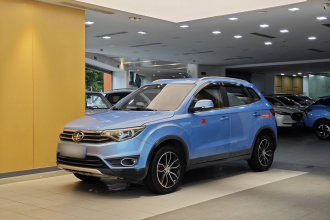 一汽 森雅R7 2016款 1.6L 手动豪华型