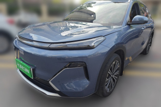 吉利银河 银河星舰7 EM-i 2025款 120km 领航版