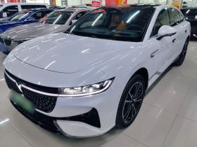 岚图汽车 岚图追光 2024款 PHEV 四驱超长续航旗舰版