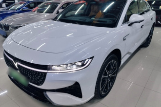 岚图汽车 岚图追光 2024款 PHEV 四驱超长续航旗舰版