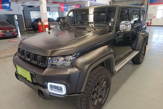 北京越野 北京BJ40 2021款 2.0D 自动四驱刀锋英雄版侠客型（前后电控锁）