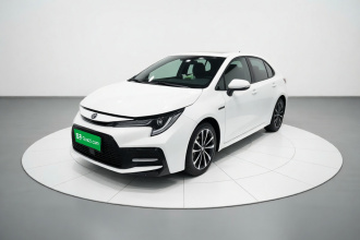 丰田 雷凌 2022款 双擎 1.8H E-CVT运动版