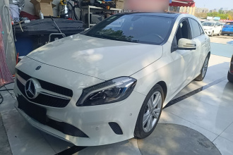 奔驰A级(进口) 2017款 改款 A 200 动感型