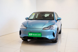 哪吒汽车 哪吒V 2022款 潮 300 Lite 磷酸铁锂