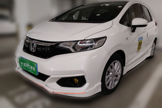 本田 飞度 2020款 1.5L CVT舒适天窗版