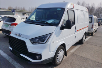 江铃 特顺 2019款 2.8T商运型短轴中顶3座国VI JX493