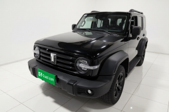 坦克300 2023款 越野版 2.0T 挑战者