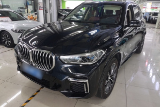 宝马X5 2022款 xDrive 30Li 尊享型M运动套装