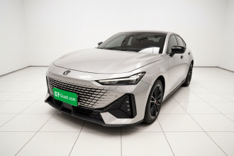 长安UNI-V 2022款 1.5T 尊贵型