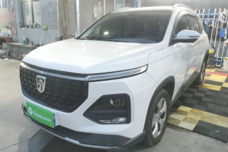 宝骏530 2020款 1.5T 手动豪华型 6座