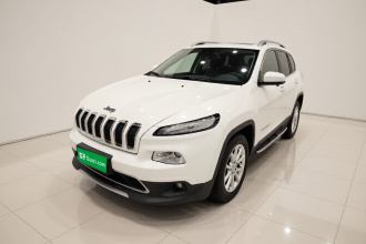 Jeep 自由光 2017款 2.0L 优越版