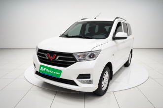 五菱汽车 五菱宏光 2021款 改款1.5L S标准型 电动助力LAR